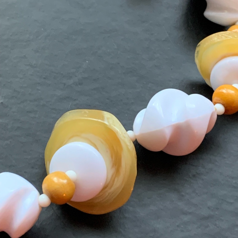 Miriam Haskell Vintage Lucite & Wooden Beaded Nec… - image 7